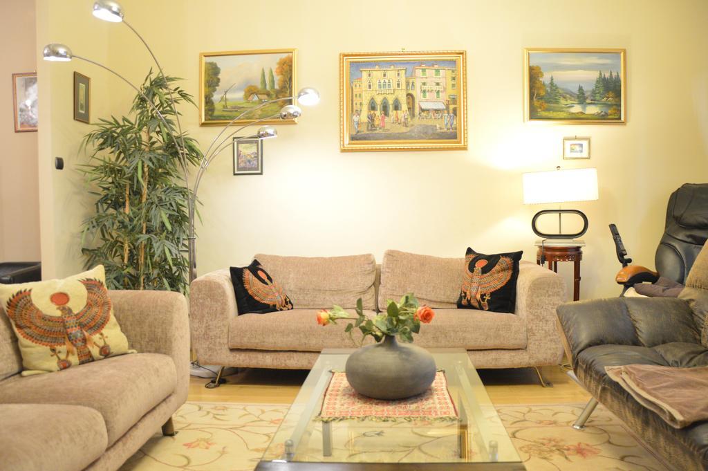Apartment Classic Flat At Basilica